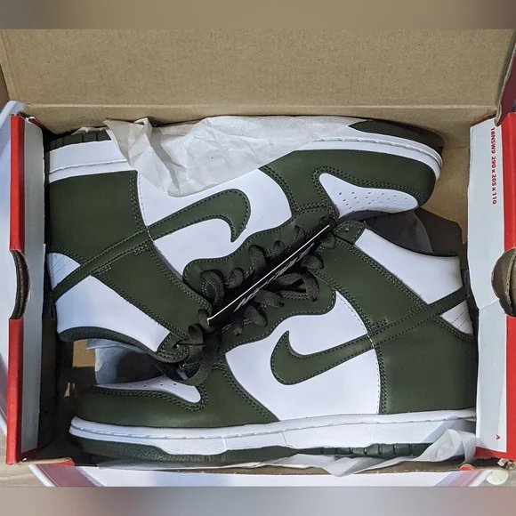 Nike Dunk High Size 7.5 females or 6Y - Picture 9 of 10